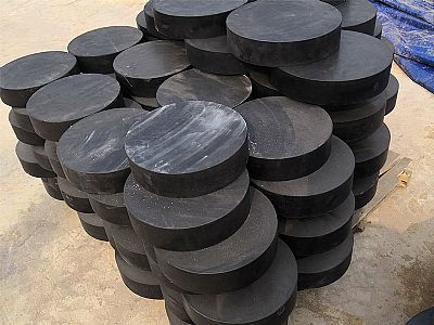贺州板式橡胶支座由若干层橡胶片与薄钢板经加压硫化
